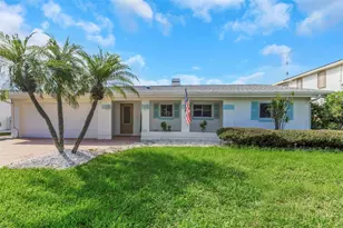 220 Driftwood Dr S, Palm Harbor, FL 34683 - Photo 2