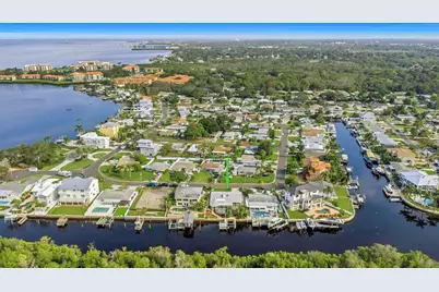 220 Driftwood Drive S, Palm Harbor, FL 34683 - Photo 88