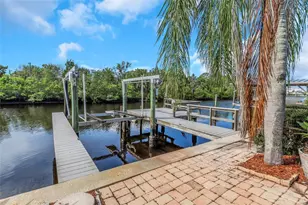 220 Driftwood Dr S, Palm Harbor, FL 34683 - Photo 68