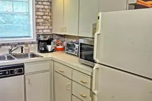 2210 Vista Del Sol Cir, Lutz, FL 33558 - Photo 14