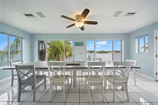 2435 N Watersedge Dr, Crystal River, FL 34429 - Photo 12