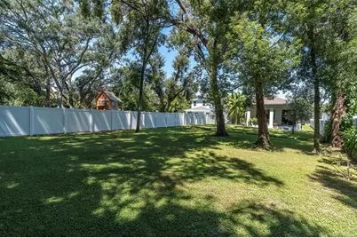 2516 W Curtis Street, Tampa, FL 33614 - Photo 36