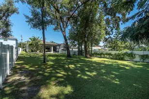 2516 W Curtis St, Tampa, FL 33614 - Photo 34