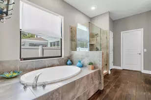 2516 W Curtis St, Tampa, FL 33614 - Photo 18