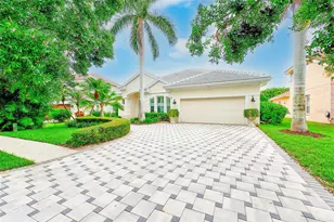 7714 Aralia Way, Seminole, FL 33777 - Photo 2