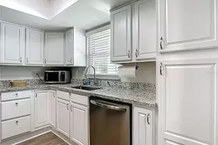 11455 Topaz St, Spring Hill, FL 34608 - Photo 12