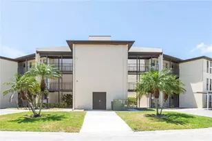 5245 Amulet Dr, New Port Richey, FL 34652 - Photo 2