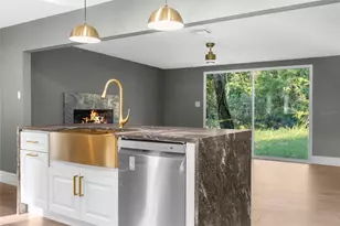 5200 Cyril Dr, Dade City, FL 33523 - Photo 4