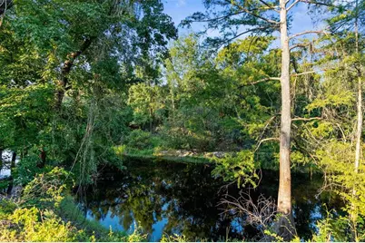 5200 Cyril Drive, Dade City, FL 33523 - Photo 30