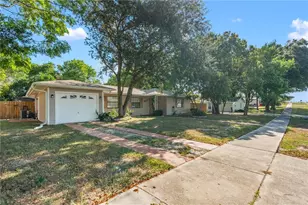 7369 Tarrytown Dr, Spring Hill, FL 34606 - Photo 2