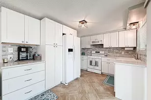 13738 Victor Ave, Hudson, FL 34667 - Photo 14