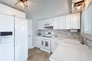 13738 Victor Ave, Hudson, FL 34667 - Photo 10