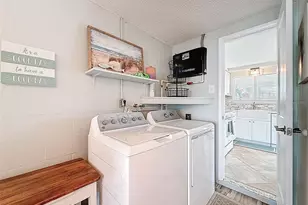 13738 Victor Ave, Hudson, FL 34667 - Photo 42