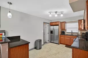 1576 Rosery Rd NE, Largo, FL 33770 - Photo 22