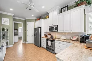 8480 Athens Ct, Weeki Wachee, FL 34613 - Photo 12