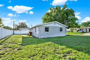 7201 Rhinebeck Dr, Port Richey, FL 34668 - Photo 16