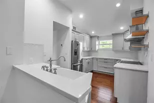 7 Georgia Ave, Crystal Beach, FL 34681 - Photo 16