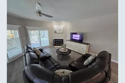 9201 Captiva Circle Circle, Saint Pete Beach, FL 33706 - Photo 4