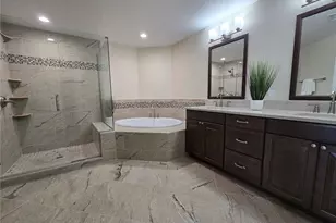 9201 Captiva Circle Circle, Saint Pete Beach, FL 33706 - Photo 28