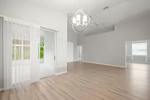 10163 Holly Berry Dr, Weeki Wachee, FL 34613 - Photo 22