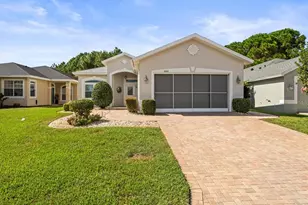 10163 Holly Berry Dr, Weeki Wachee, FL 34613 - Photo 2