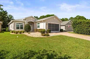 10163 Holly Berry Dr, Weeki Wachee, FL 34613 - Photo 1
