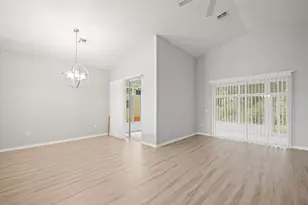 10163 Holly Berry Dr, Weeki Wachee, FL 34613 - Photo 16