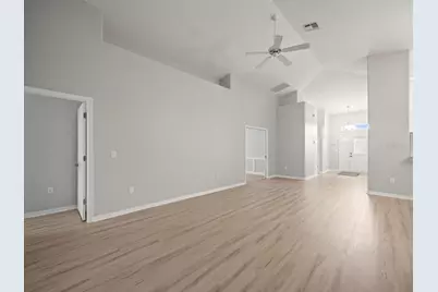 10163 Holly Berry Drive, Weeki Wachee, FL 34613 - Photo 18