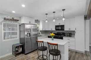 15472 Brookridge Blvd, Brooksville, FL 34613 - Photo 8