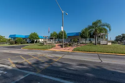 15472 Brookridge Boulevard, Brooksville, FL 34613 - Photo 40