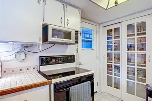 8801 Shenandoah Ln, Hudson, FL 34667 - Photo 16