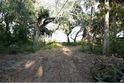 7610 Anna Avenue, Gibsonton, FL 33534 - Photo 34