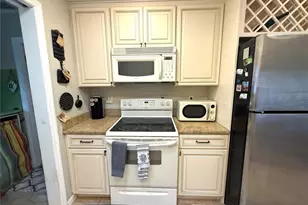 7501 Cumber Dr, New Port Richey, FL 34653 - Photo 8