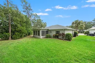 2341 Masters Ct, Spring Hill, FL 34606 - Photo 6