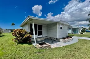 10819 London Dr, Port Richey, FL 34668 - Photo 4