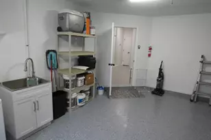 6534 Foxmoor Dr, Zephyrhills, FL 33542 - Photo 28