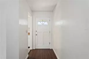 1282 Palm St, Clearwater, FL 33755 - Photo 2