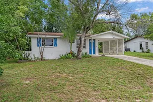 13 Oak Knoll St, Beverly Hills, FL 34465 - Photo 2