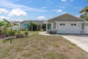 10105 Briar Cir, Hudson, FL 34667 - Photo 2