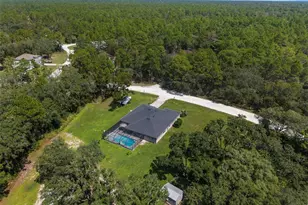 18209 Merwyn Circle, Weeki Wachee, FL 34614 - Photo 10