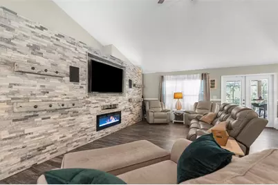18209 Merwyn Cir, Weeki Wachee, FL 34614 - Photo 30