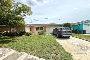 11210 Meadow Dr, Port Richey, FL 34668 - Photo 1