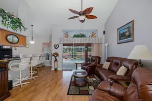 10351 Flag Rd, Spring Hill, FL 34608 - Photo 16