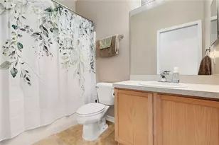 21433 Diamonte Dr, Land O Lakes, FL 34637 - Photo 8