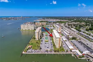 4550 Cove Cir, Saint Petersburg, FL 33708 - Photo 32