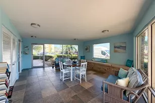 4550 Cove Cir, Saint Petersburg, FL 33708 - Photo 26