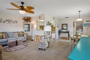 11630 Bayonet Ln, New Port Richey, FL 34654 - Photo 4