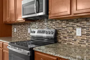 1067 Beckon Ct, Spring Hill, FL 34609 - Photo 18