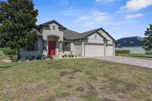 1067 Beckon Ct, Spring Hill, FL 34609 - Photo 4