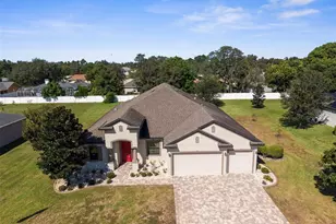 1067 Beckon Ct, Spring Hill, FL 34609 - Photo 2